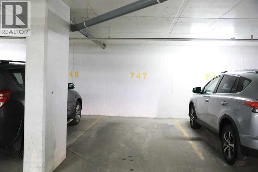 Single Family House Loft for Sale in   Waterfront Mews SW Chinatown Calgary 