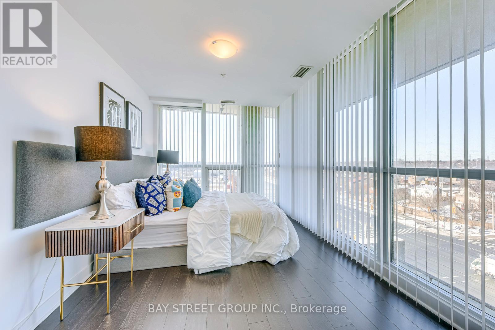 Photo 24 of 609 3985 Grand Park Drive, Mississauga ON