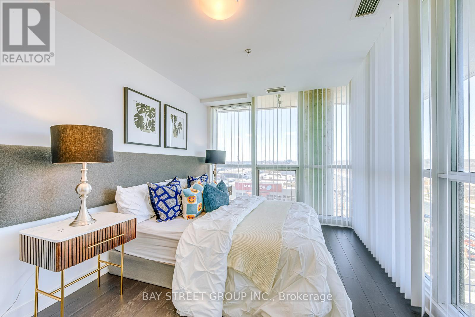 Photo 25 of 609 3985 Grand Park Drive, Mississauga ON