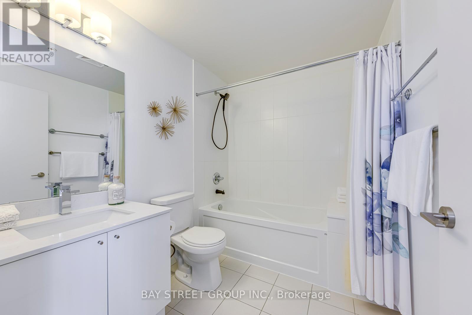 Photo 28 of 609 3985 Grand Park Drive, Mississauga ON