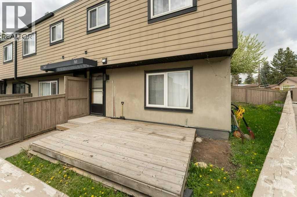 Single Family House for Sale in    Street SW Glenbrook Calgary 