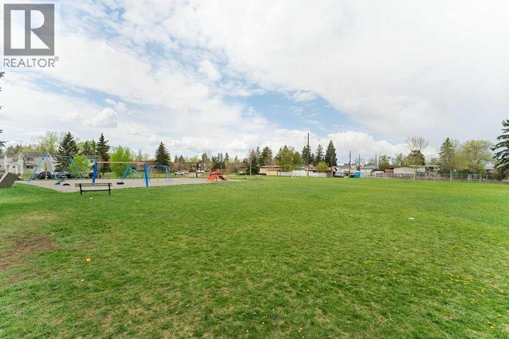 Single Family House for Sale in    Street SW Glenbrook Calgary 