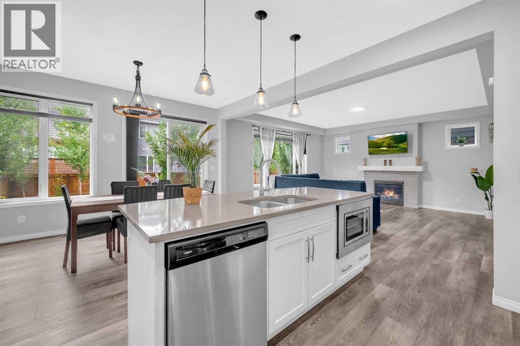 Single Family House for Sale in  Yorkstone Grove SW Yorkville Calgary 