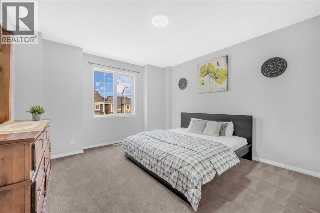 Single Family House for Sale in  Yorkstone Grove SW Yorkville Calgary 