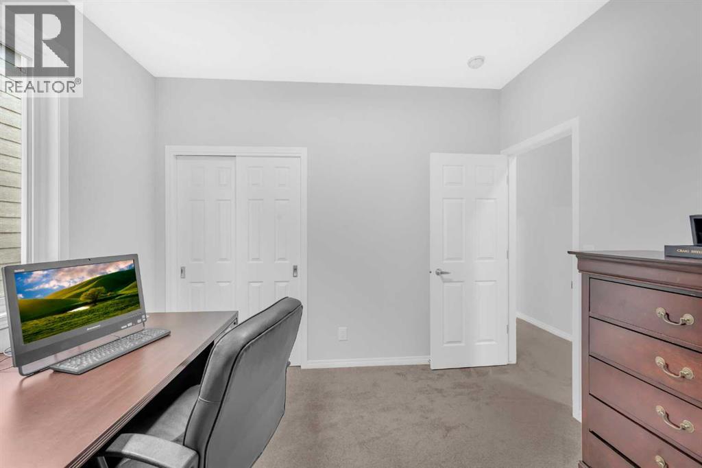 Single Family House for Sale in  Yorkstone Grove SW Yorkville Calgary 