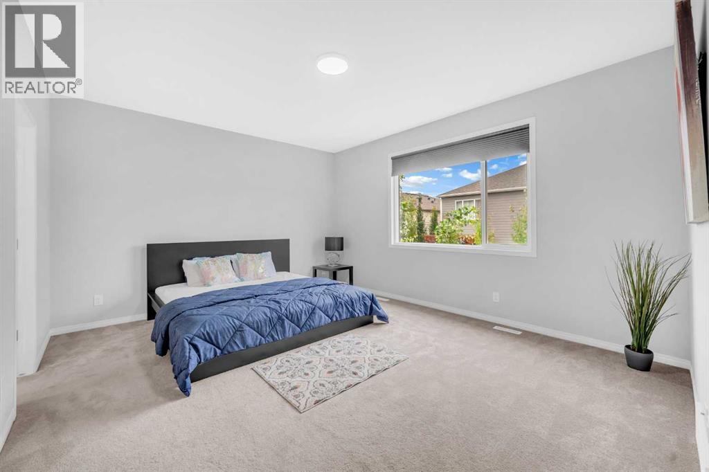 Single Family House for Sale in  Yorkstone Grove SW Yorkville Calgary 