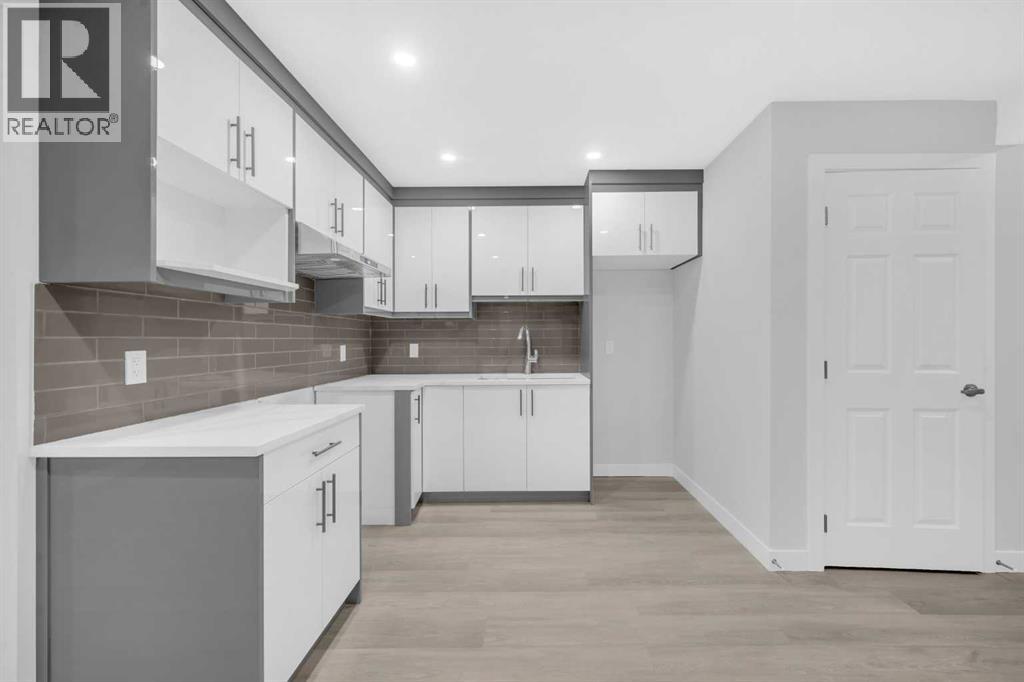 Single Family House for Sale in  Yorkstone Grove SW Yorkville Calgary 