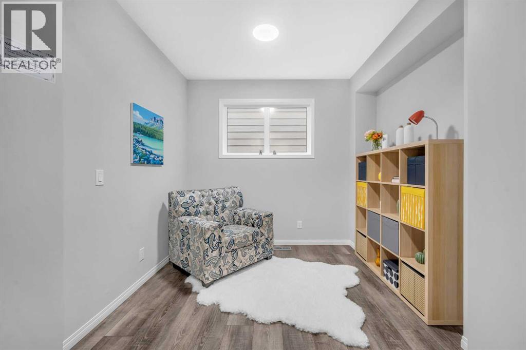 Single Family House for Sale in  Yorkstone Grove SW Yorkville Calgary 