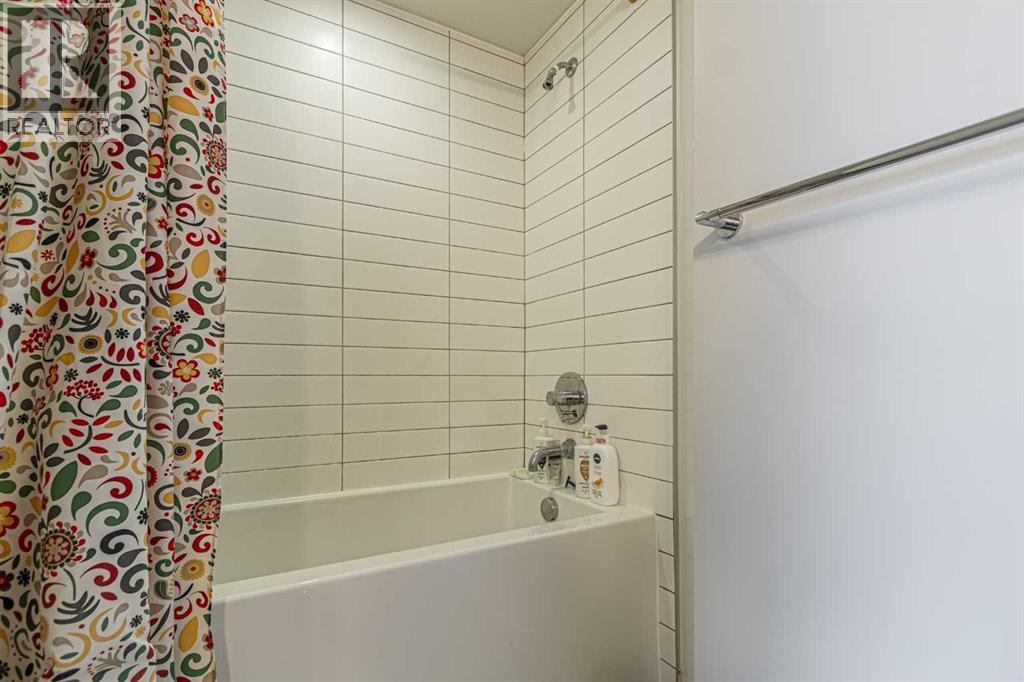 Single Family House for Sale in    Avenue Beltline Calgary 