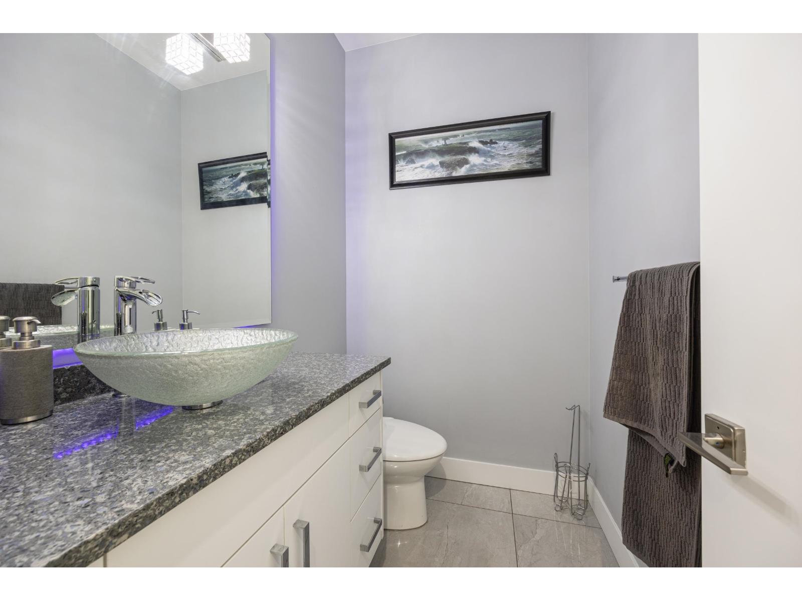 Photo 18 of 10088 121 Street, Surrey BC