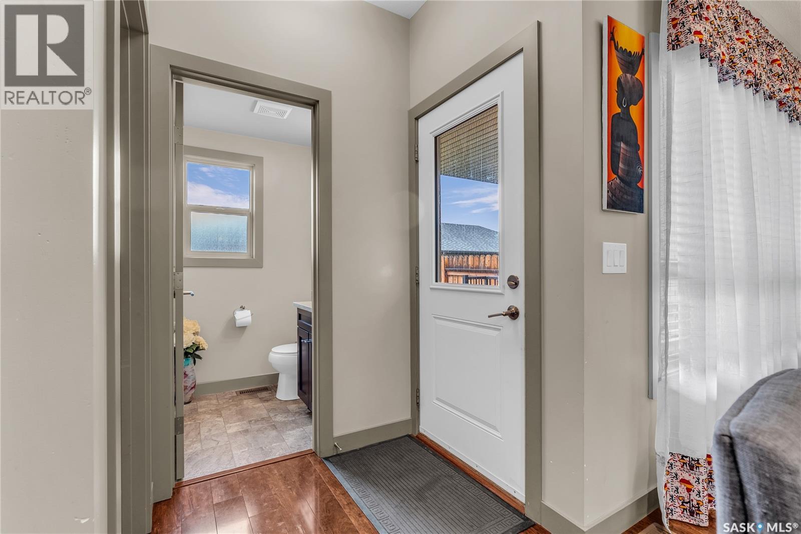 Single Family House 2 Level for Sale in  Maningas BEND Saskatoon 