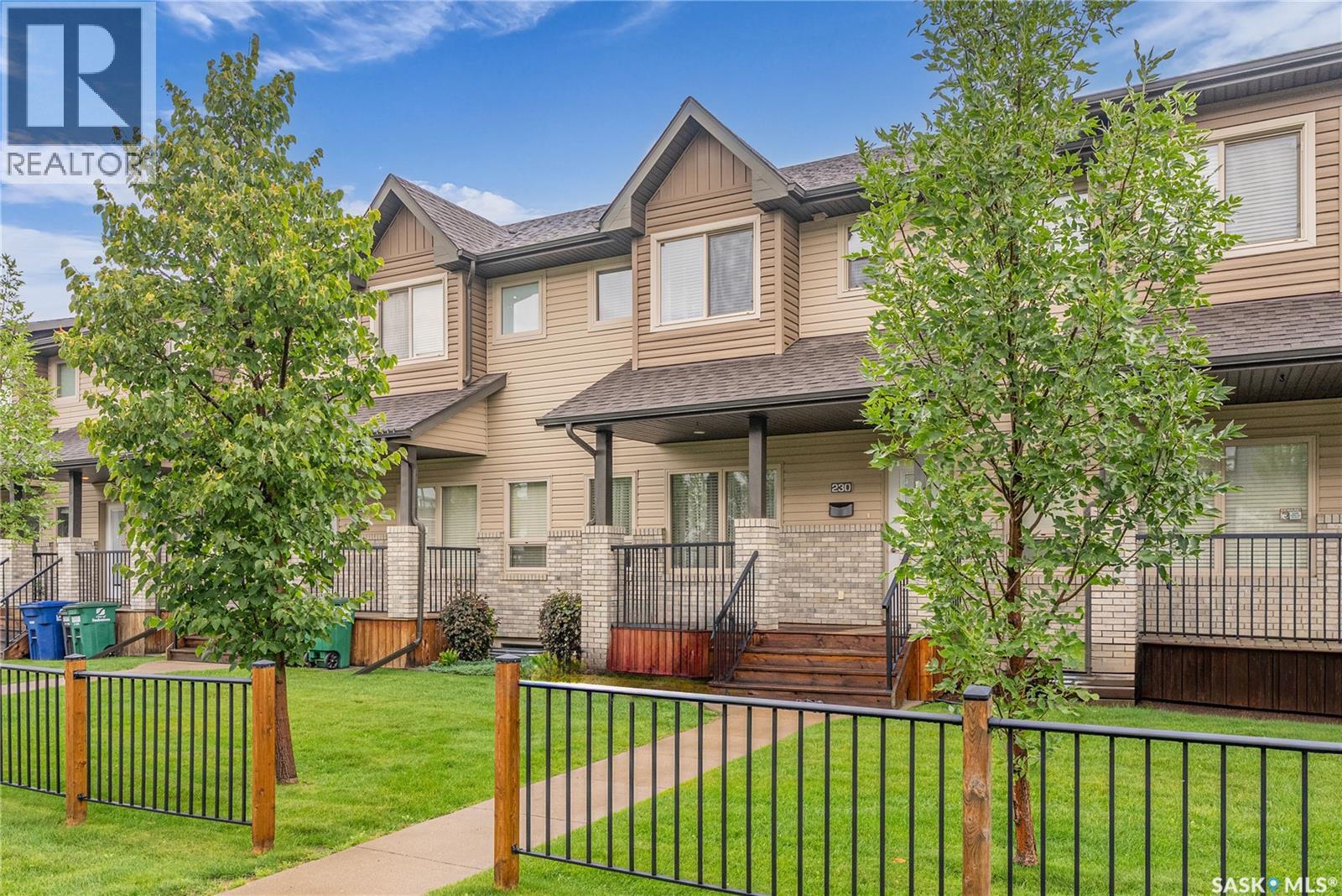 Single Family House 2 Level for Sale in  Maningas BEND Saskatoon 