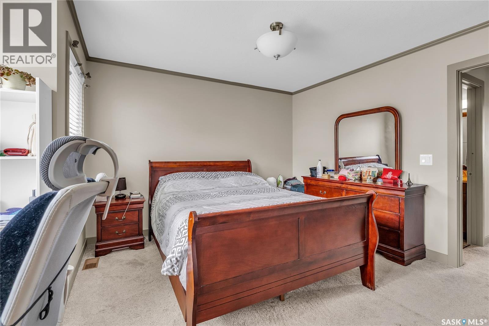 Single Family House 2 Level for Sale in  Maningas BEND Saskatoon 