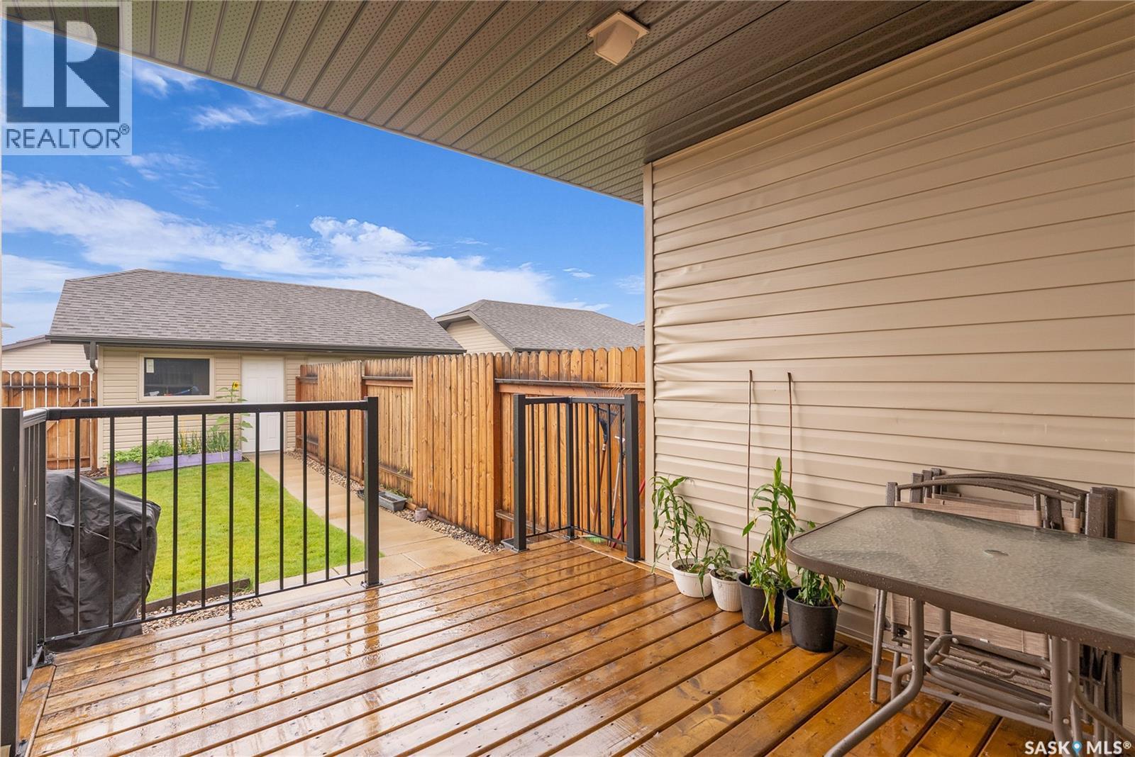 Single Family House 2 Level for Sale in  Maningas BEND Saskatoon 