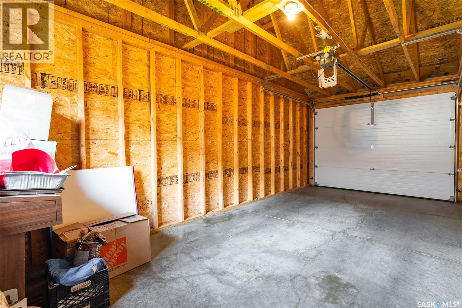 Single Family House 2 Level for Sale in  Maningas BEND Saskatoon 