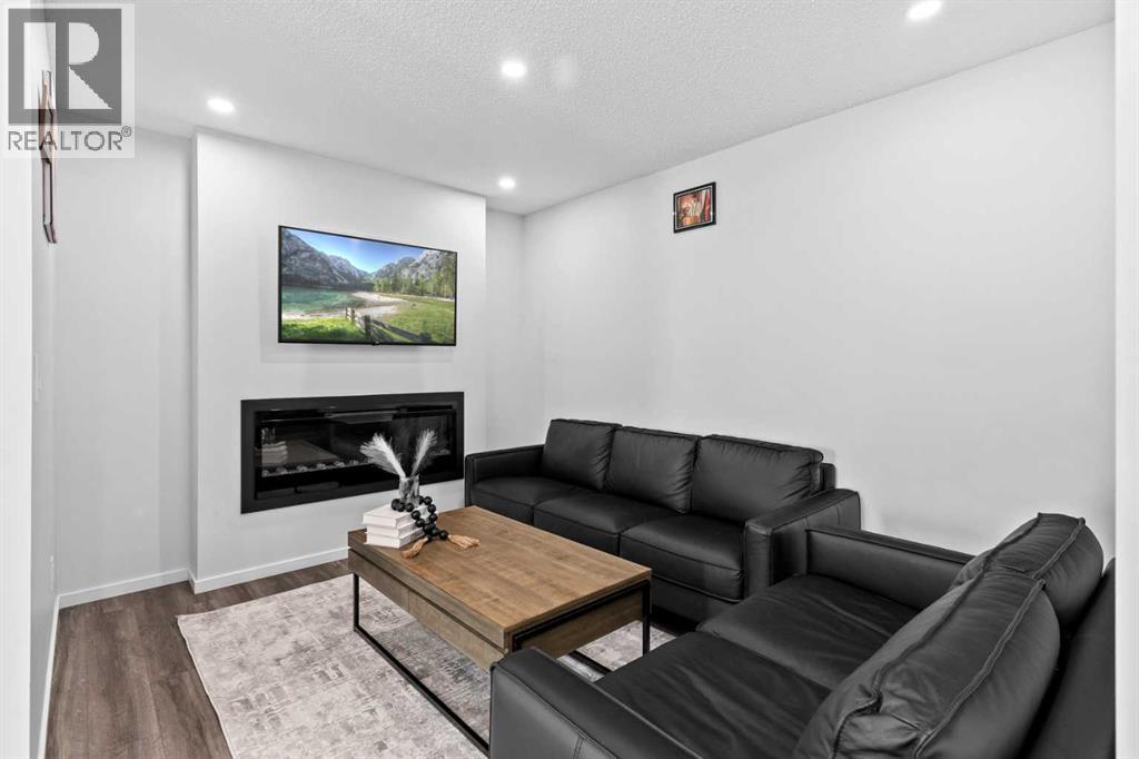 Photo 13 of 5006 Windsong Boulevard Sw, Airdrie AB