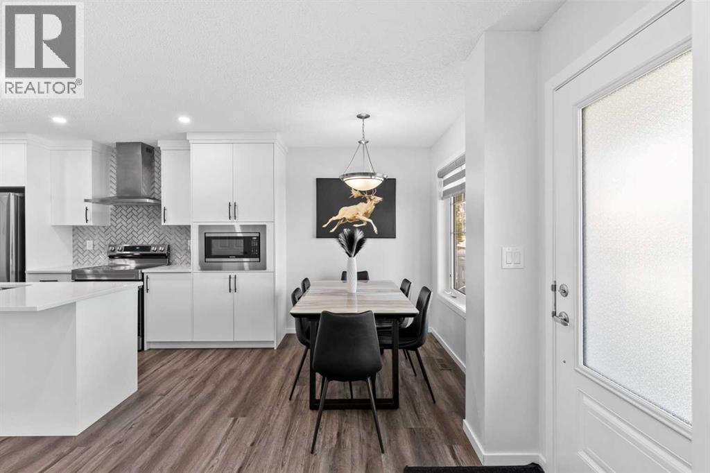 Photo 4 of 5006 Windsong Boulevard Sw, Airdrie AB