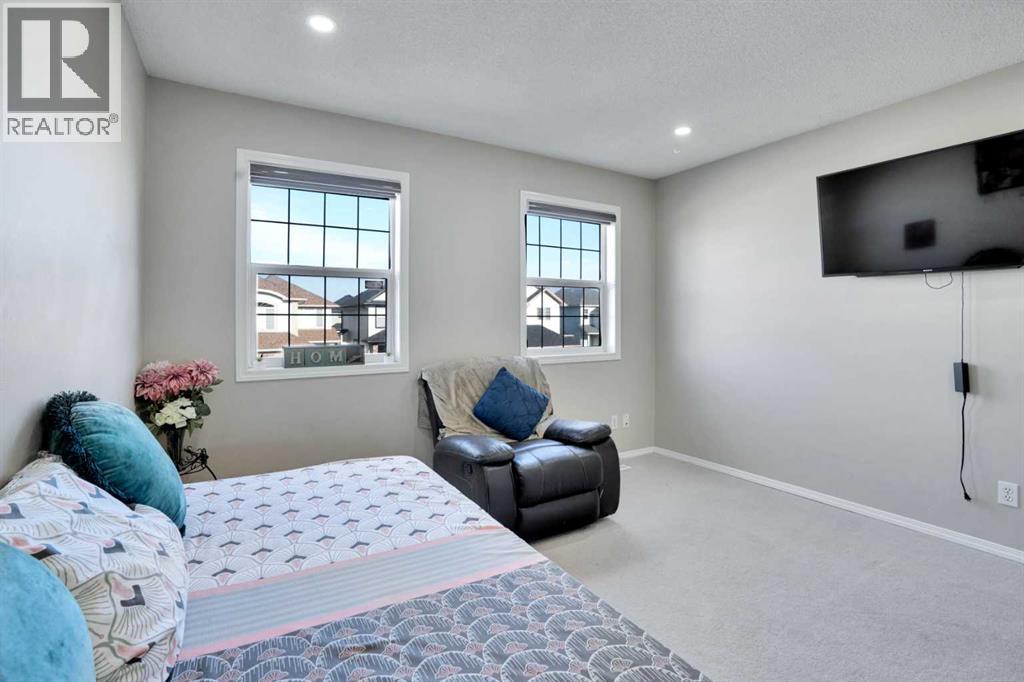 Single Family House for Sale in  Saddlehorn Crescent NE Saddle Ridge Calgary 