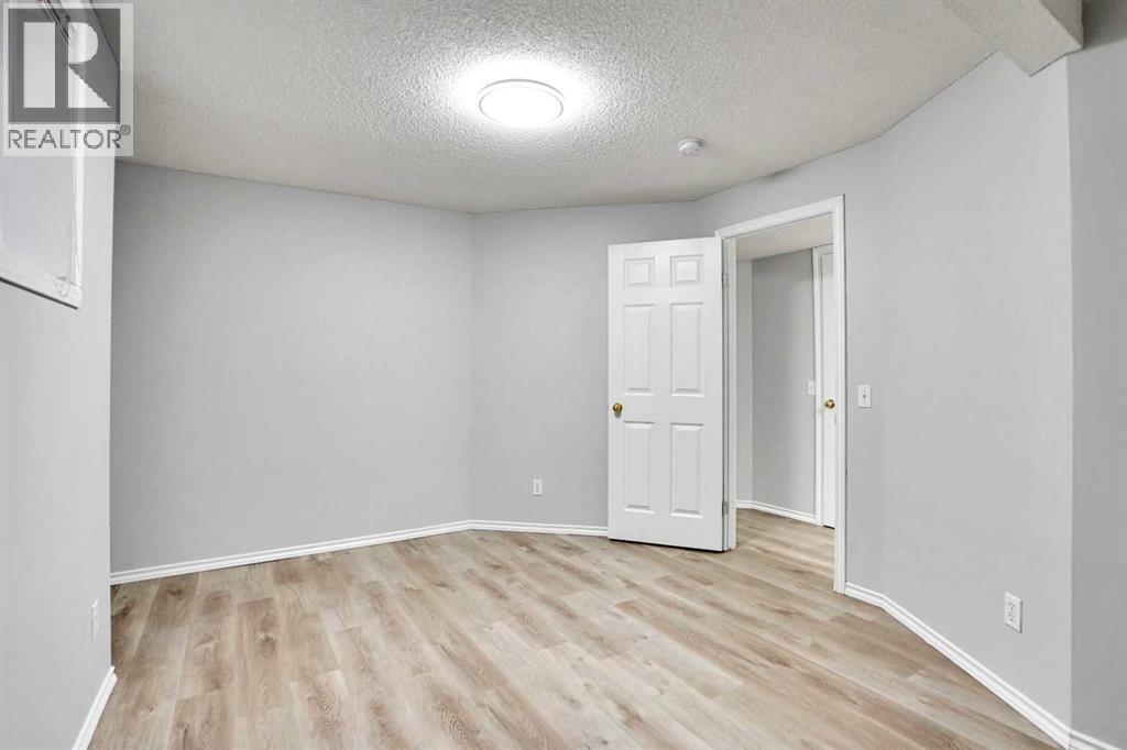 Single Family House Bungalow for Sale in  Tararidge Court NE Taradale Calgary 