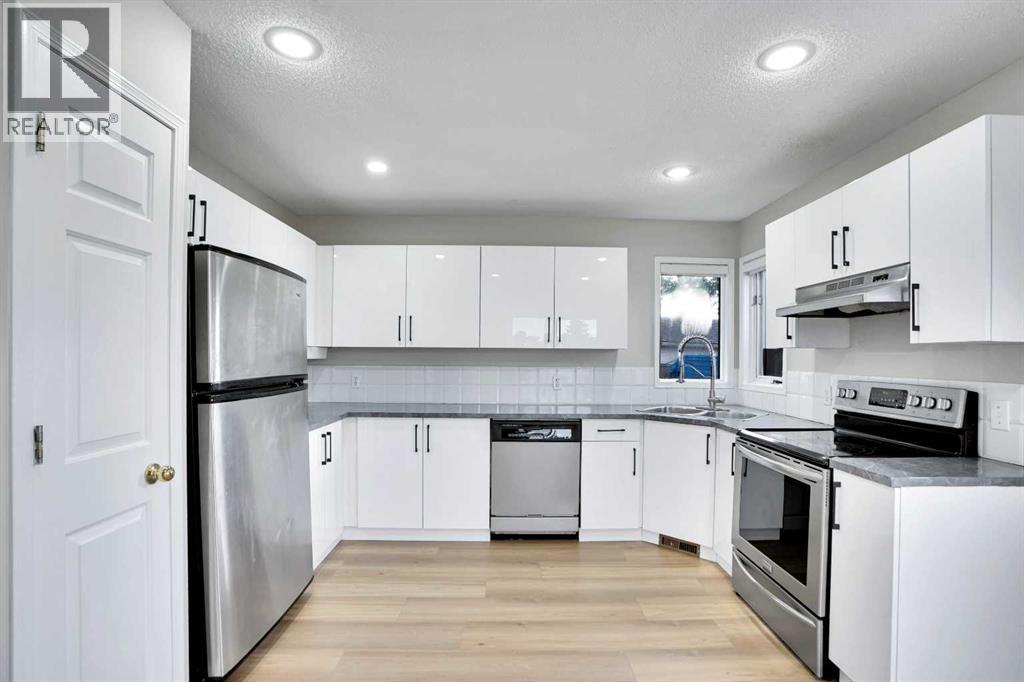 Single Family House Bungalow for Sale in  Tararidge Court NE Taradale Calgary 