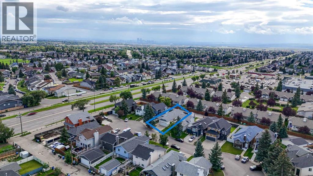 Single Family House Bungalow for Sale in  Tararidge Court NE Taradale Calgary 