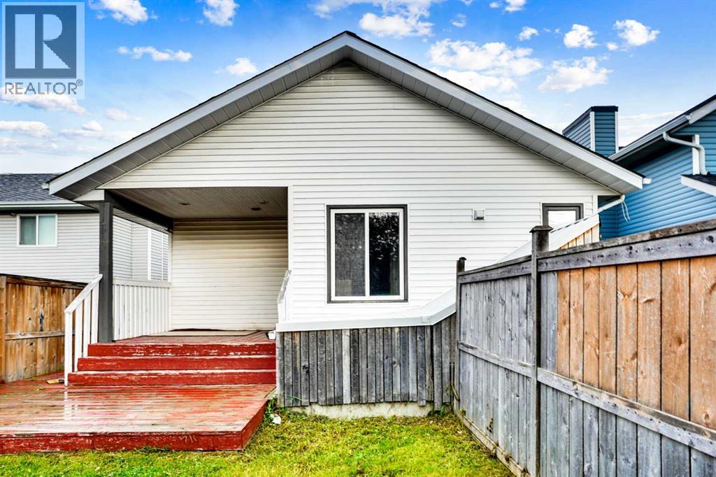 Single Family House Bungalow for Sale in  Tararidge Court NE Taradale Calgary 