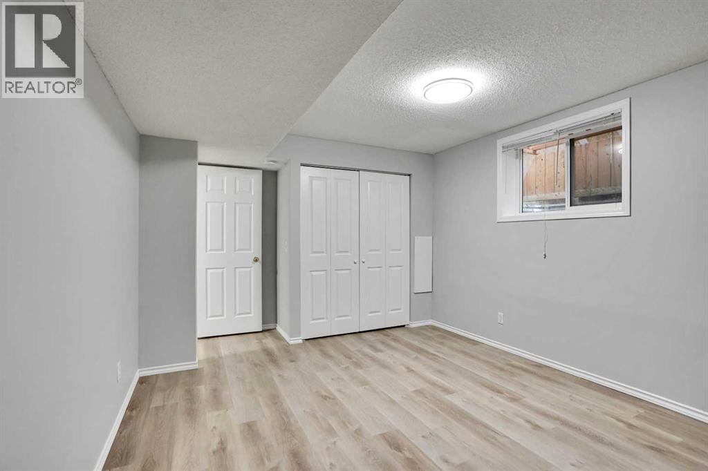 Single Family House Bungalow for Sale in  Tararidge Court NE Taradale Calgary 