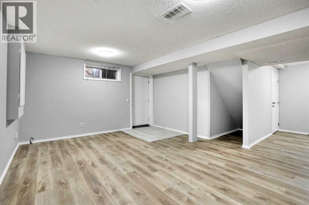 Single Family House Bungalow for Sale in  Tararidge Court NE Taradale Calgary 