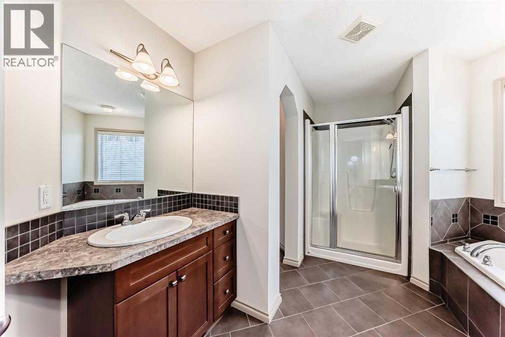 Single Family House for Sale in  Aspen Hills Close SW Aspen Woods Calgary 