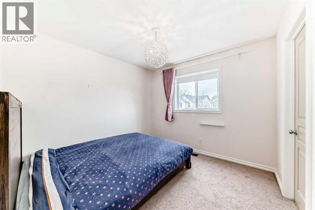 Single Family House for Sale in  Aspen Hills Close SW Aspen Woods Calgary 
