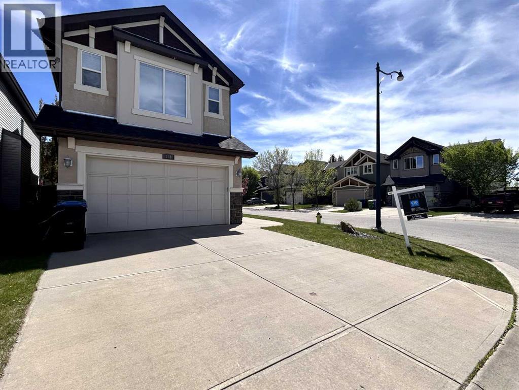 Single Family House for Sale in  Aspen Hills Close SW Aspen Woods Calgary 