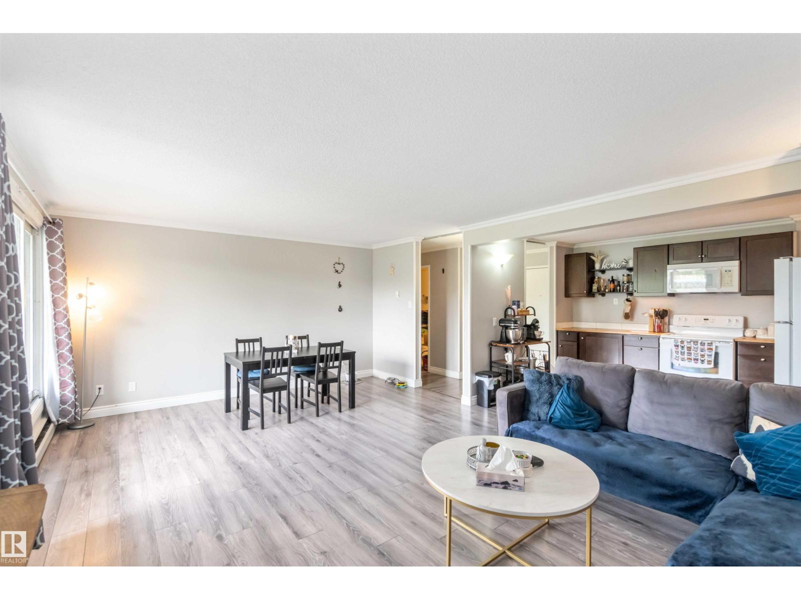 Photo 9 of 310 8604 Gateway Bv Nw, Edmonton AB