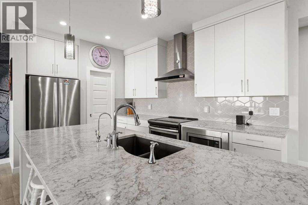 Single Family House for Sale in  Shawnee Terrace SW Shawnee Slopes Calgary 