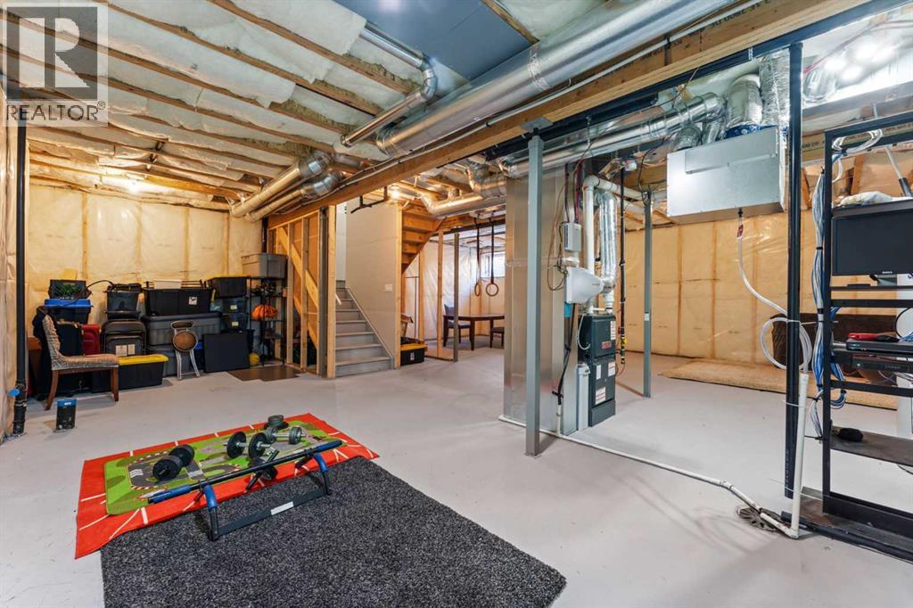 Single Family House for Sale in  Shawnee Terrace SW Shawnee Slopes Calgary 