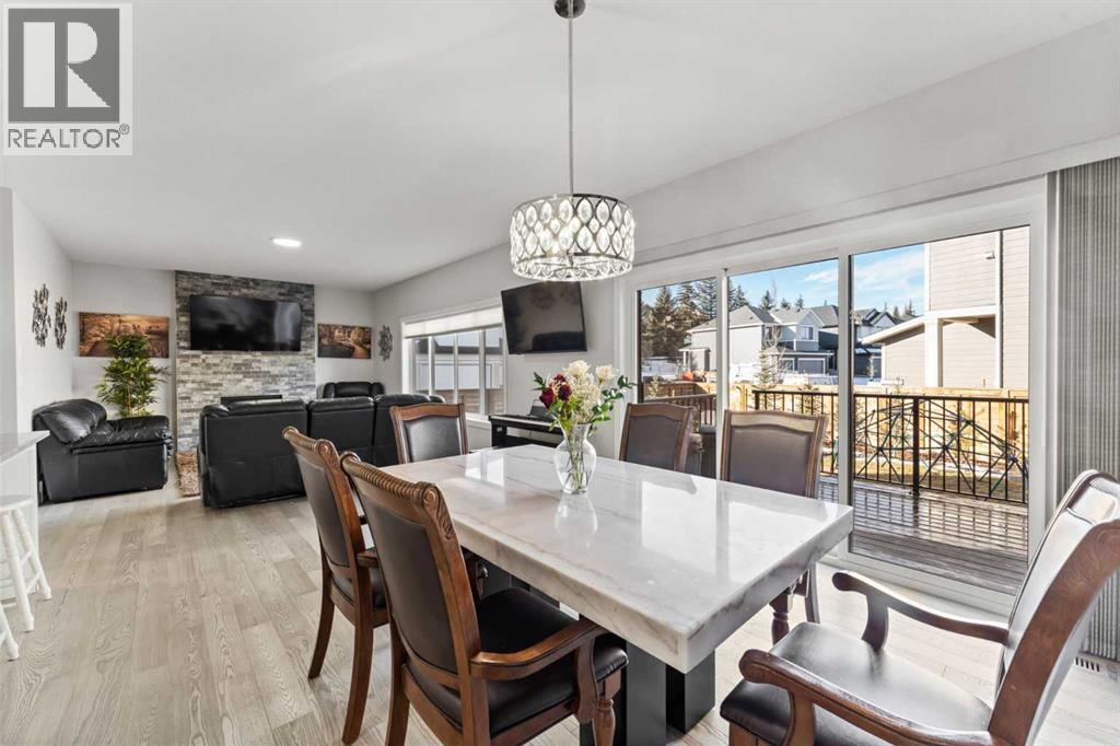 Single Family House for Sale in  Shawnee Terrace SW Shawnee Slopes Calgary 