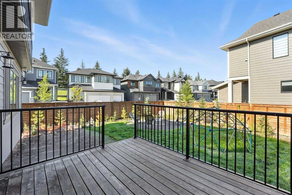 Single Family House for Sale in  Shawnee Terrace SW Shawnee Slopes Calgary 