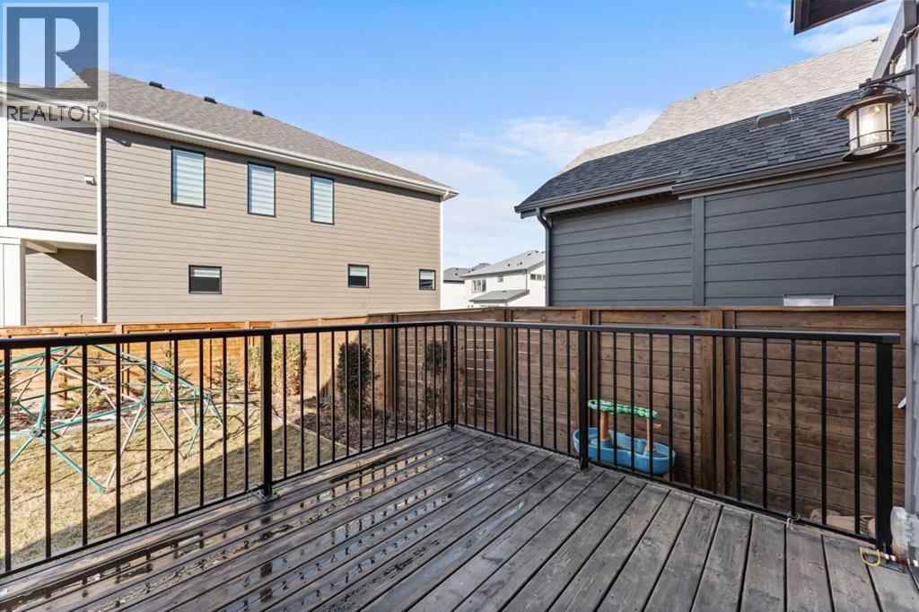 Single Family House for Sale in  Shawnee Terrace SW Shawnee Slopes Calgary 