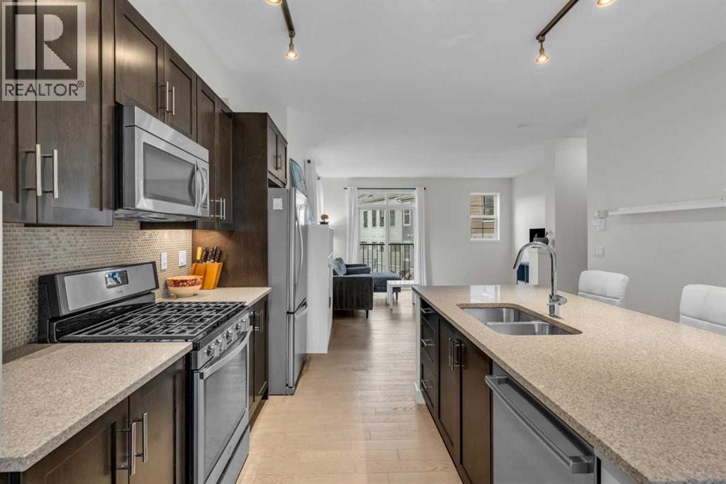 Single Family House for Sale in  Sherwood Row NW Sherwood Calgary 