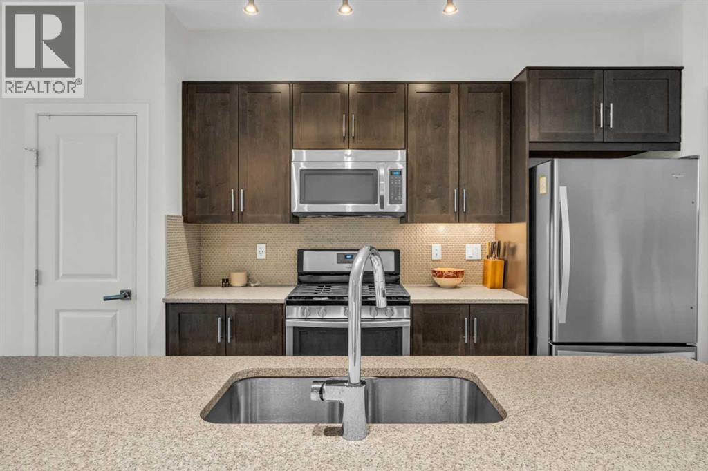 Single Family House for Sale in  Sherwood Row NW Sherwood Calgary 