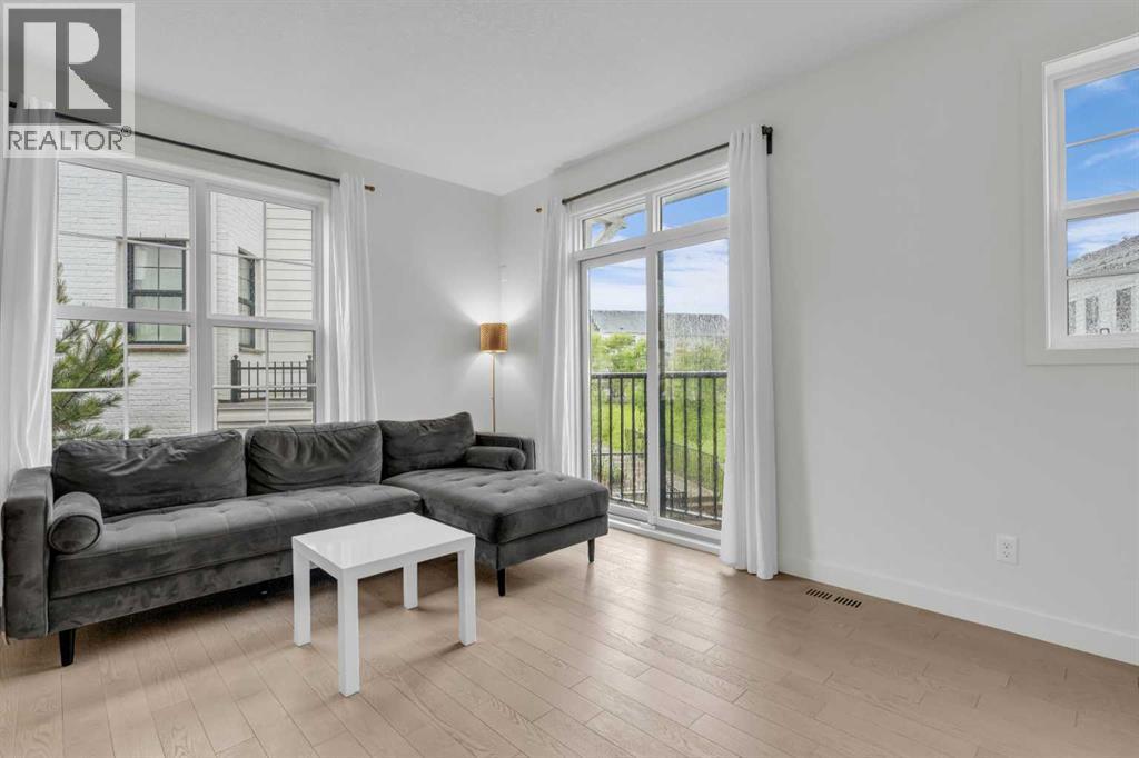 Single Family House for Sale in  Sherwood Row NW Sherwood Calgary 