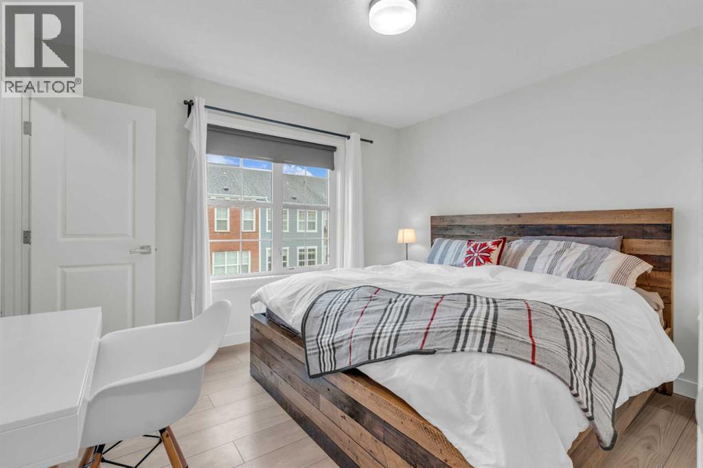 Single Family House for Sale in  Sherwood Row NW Sherwood Calgary 