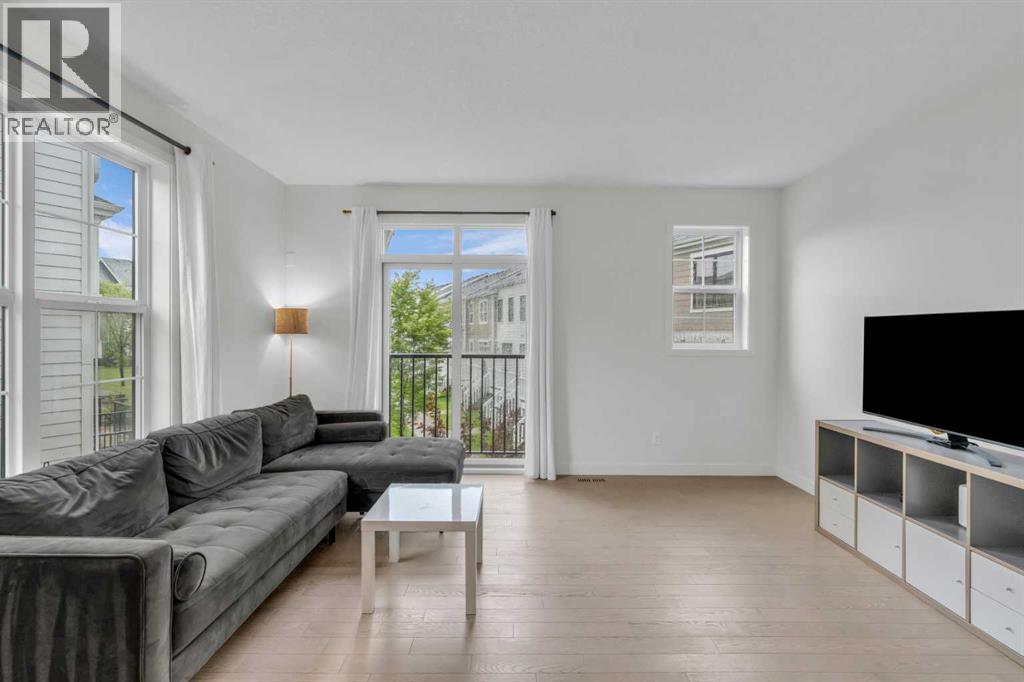 Single Family House for Sale in  Sherwood Row NW Sherwood Calgary 