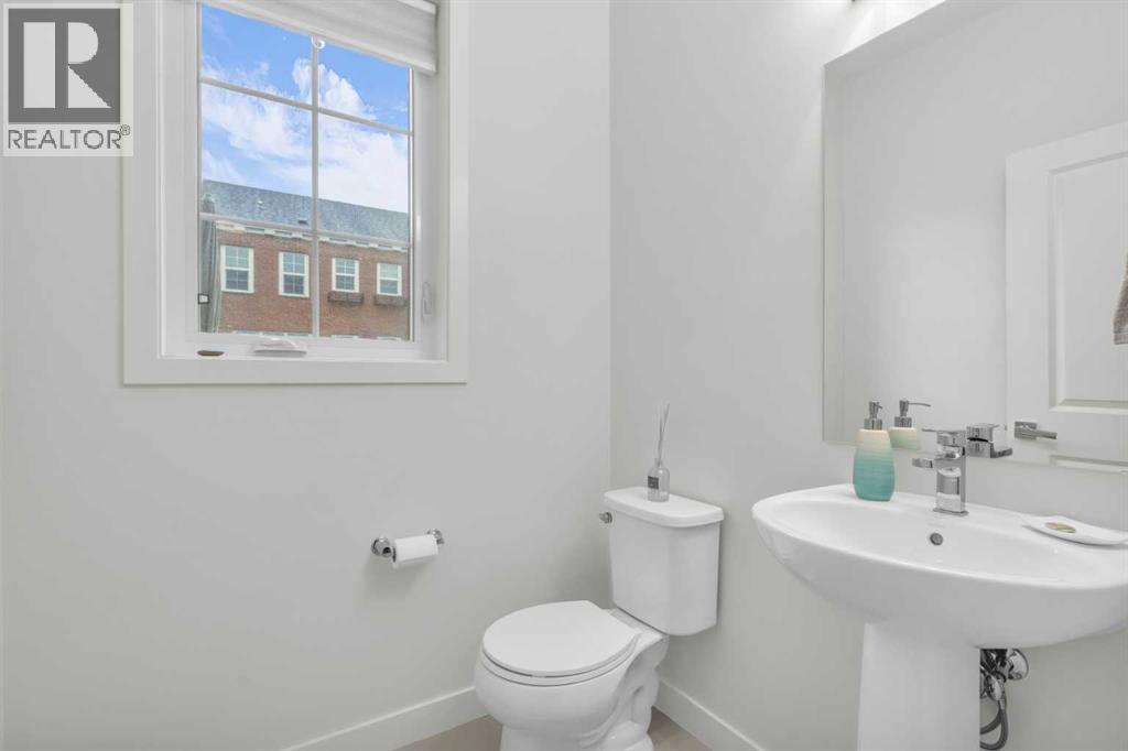 Single Family House for Sale in  Sherwood Row NW Sherwood Calgary 