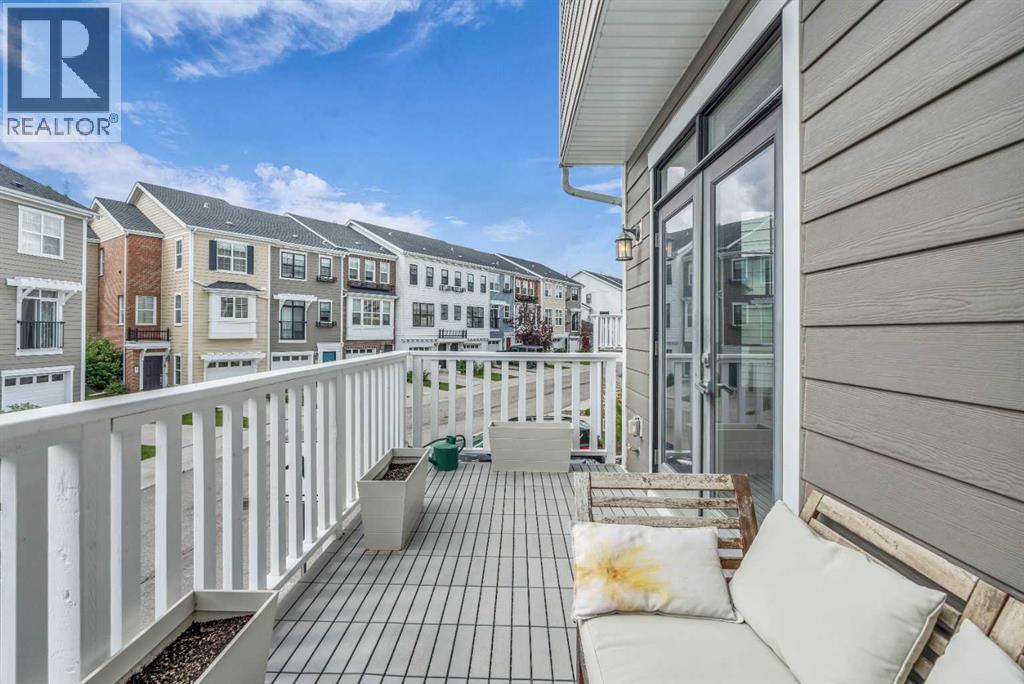 Single Family House for Sale in  Sherwood Row NW Sherwood Calgary 