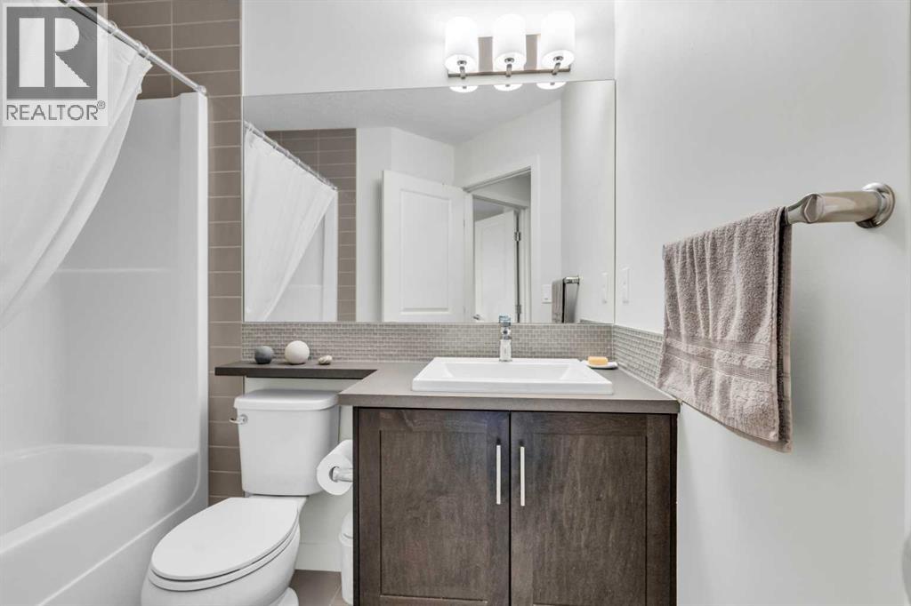 Single Family House for Sale in  Sherwood Row NW Sherwood Calgary 