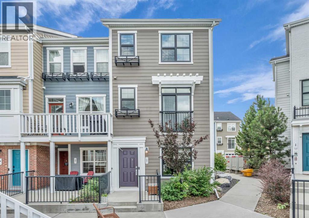 Single Family House for Sale in  Sherwood Row NW Sherwood Calgary 