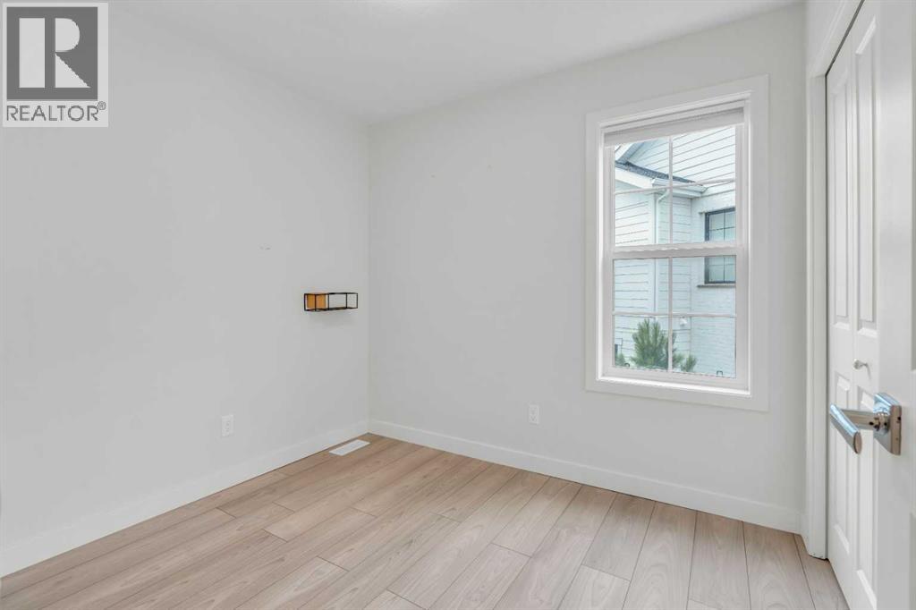 Single Family House for Sale in  Sherwood Row NW Sherwood Calgary 