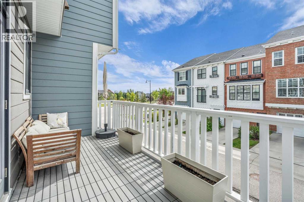 Single Family House for Sale in  Sherwood Row NW Sherwood Calgary 