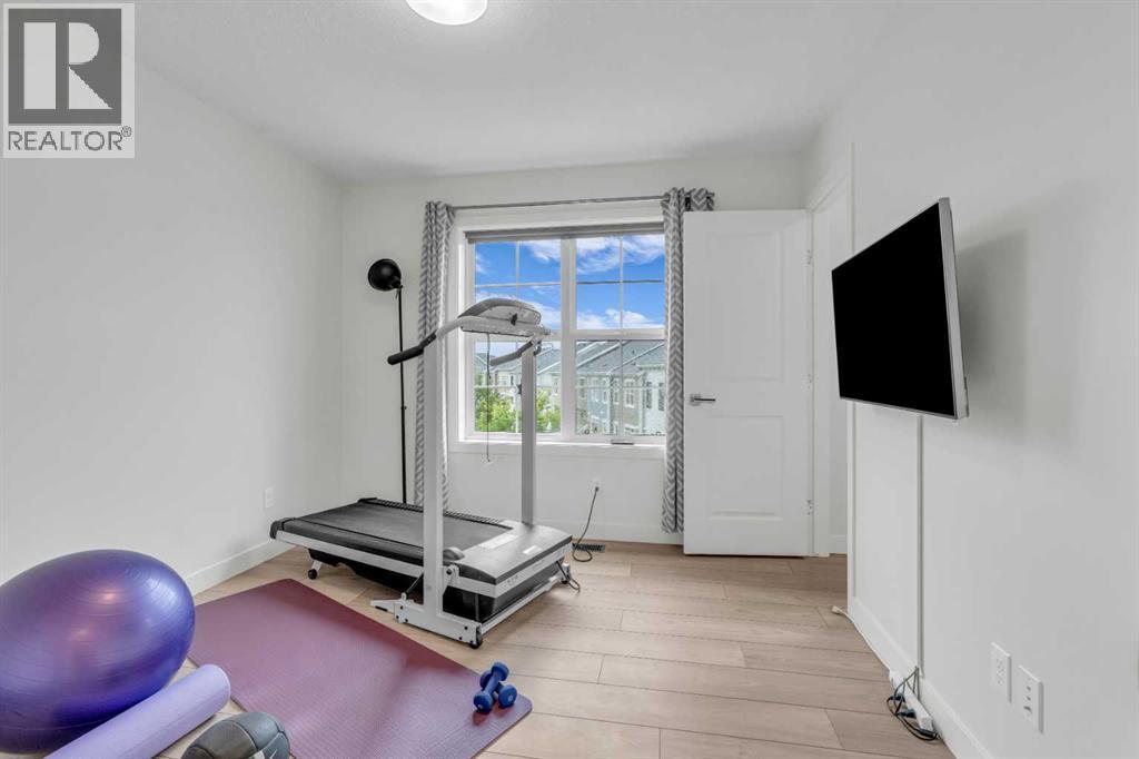 Single Family House for Sale in  Sherwood Row NW Sherwood Calgary 