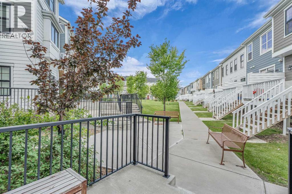 Single Family House for Sale in  Sherwood Row NW Sherwood Calgary 